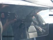 ✅ 2021 Tesla Model Y Long Range • VIN: 5YJYGDEEXMF233160 • Lot: 43301574. Listed on IAAI with Not provided. Free auction sales archive from the USA and detailed vehicle history report at DreamBid. Image 16.