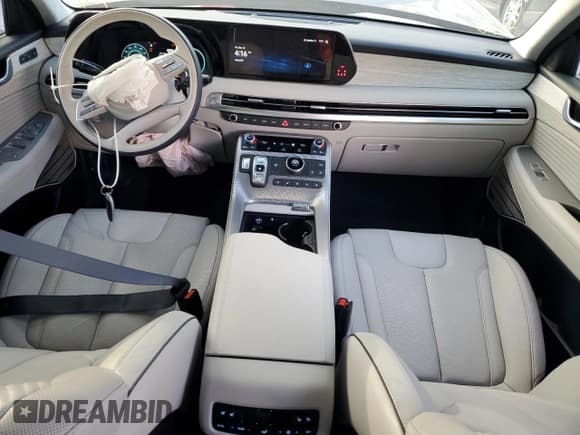 ✅ 2024 Hyundai Palisade Calligraphy • VIN: KM8R74GE5RU773091 • Lot: 84504794. Listed on Copart with 11,179 mi. Free auction sales archive from the USA and detailed vehicle history report at DreamBid. Image 8.