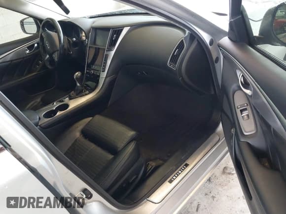 ✅ 2015 Infiniti Q50 Premium • VIN: JN1BV7AP3FM335210 • Lot: 43711853. Listed on IAAI with 102,947 mi. Free auction sales archive from the USA and detailed vehicle history report at DreamBid. Image 5.