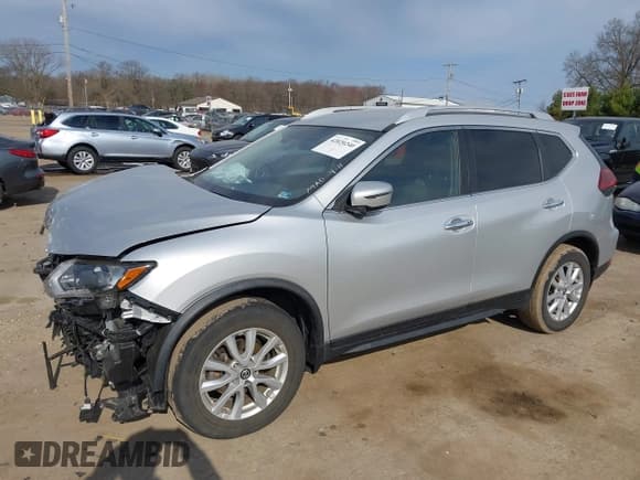 ✅ 2019 Nissan Rogue SV • VIN: JN8AT2MT6KW500860 • Лот: 42020240. Опубликован ранее на IAAI с пробегом 57 560 миль. Бесплатный доступ к архиву аукционных продаж из США и подробный отчёт об истории автомобиля на DreamBid. Изображение 6.