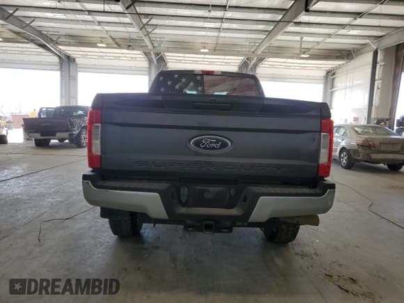 ✅ 2017 Ford F-250 XLT • VIN: 1FT7X2BT4HEE02583 • Lot: 81004605. Wystawiony na Copart z przebiegiem 49 507 mil. Bezpłatny archiwum sprzedaży aukcyjnych z USA i szczegółowy raport historii pojazdu na DreamBid. Zdjęcie 6.