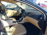 ✅ 2014 Hyundai Sonata SE • VIN: 5NPEC4AC9EH833125 • Лот: 43487769. Опубликован ранее на IAAI с пробегом 119 097 миль. Бесплатный доступ к архиву аукционных продаж из США и подробный отчёт об истории автомобиля на DreamBid. Изображение 5.