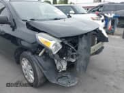 ✅ 2015 Nissan Versa SV • VIN: 3N1CN7AP1FL924870 • Lot: 42461449. Wystawiony na IAAI z przebiegiem 14 808 mil. Bezpłatny archiwum sprzedaży aukcyjnych z USA i szczegółowy raport historii pojazdu na DreamBid. Zdjęcie 6.