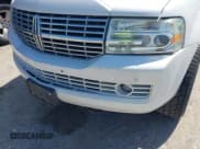 ✅ 2009 Lincoln Navigator • VIN: 5LMFU27509EJ00460 • Lot: 42251045. Listed on IAAI with 141,330 mi. Free auction sales archive from the USA and detailed vehicle history report at DreamBid. Image 12.