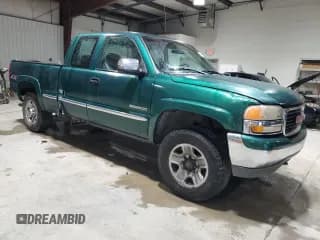 ✅ 1999 GMC Sierra 2500 SLE • VIN: 1GTGK29U1XE542067 • Лот: 82349384. Опубликован ранее на Copart с пробегом 114 118 миль. Бесплатный доступ к архиву аукционных продаж из США и подробный отчёт об истории автомобиля на DreamBid. Изображение 4.