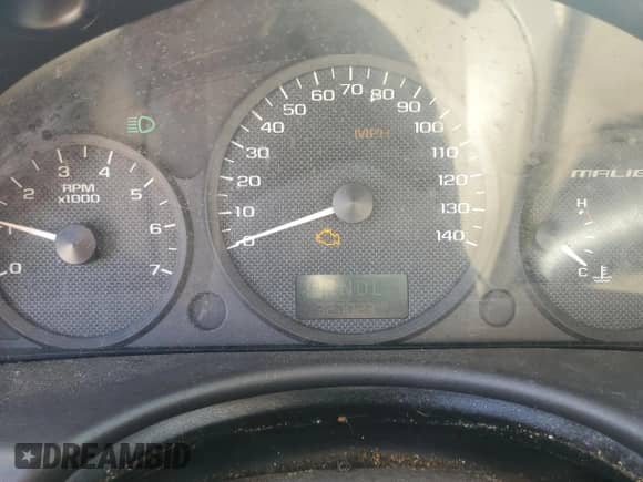 2005 Chevrolet Malibu LS z VIN 1G1ZT52825F231915, wystawiony jako Copart lot #77002194 z przebiegiem 327 023 mil mil oraz Szkoda całkowita • Salvage title. Historia ofert i sprzedaży dostępna na DreamBid. Obrazek 9.