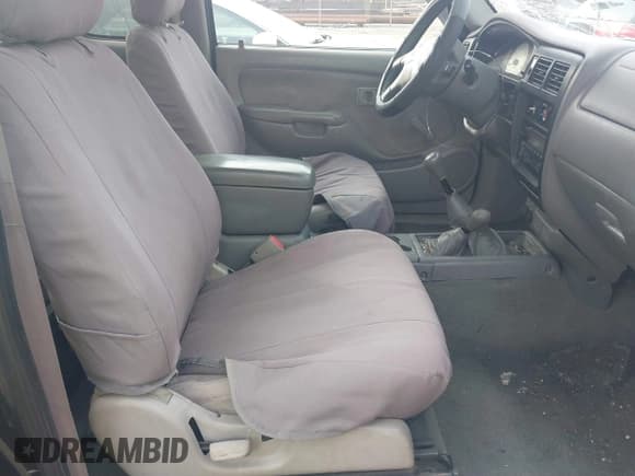 ✅ 2003 Toyota Tacoma • VIN: 5TEWM72N23Z180375 • Lot: 41567740. Listed on IAAI with 261,569 mi. Free auction sales archive from the USA and detailed vehicle history report at DreamBid. Image 5.