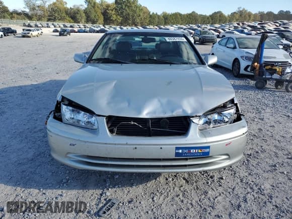 ✅ 2001 Toyota Camry XLE • VIN: 4T1BF28K71U123549 • Лот: 86587455. Опубликован ранее на Copart с пробегом 213 508 миль. Бесплатный доступ к архиву аукционных продаж из США и подробный отчёт об истории автомобиля на DreamBid. Изображение 5.