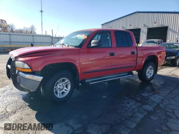 ✅ 2001 Dodge Dakota Sport • VIN: 1B7HG2AN81S295553 • Lot: 80392844. Wystawiony na Copart z przebiegiem 105 560 mil. Bezpłatny archiwum sprzedaży aukcyjnych z USA i szczegółowy raport historii pojazdu na DreamBid. Zdjęcie 1.