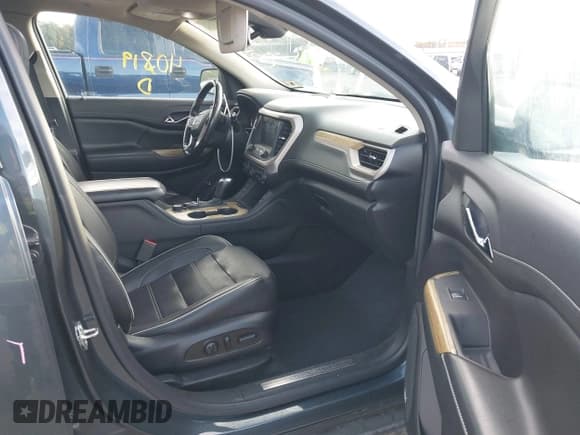 ✅ 2019 GMC Acadia Denali • VIN: 1GKKNXLS1KZ126421 • Lot: 43456658. Wystawiony na IAAI z przebiegiem 40 820 mil. Bezpłatny archiwum sprzedaży aukcyjnych z USA i szczegółowy raport historii pojazdu na DreamBid. Zdjęcie 5.