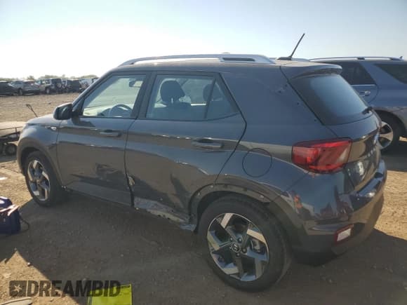 ✅ 2023 Hyundai Venue Limited • VIN: KMHRC8A38PU270730 • Lot: 83842955. Wystawiony na Copart z przebiegiem 8 864 mil. Bezpłatny archiwum sprzedaży aukcyjnych z USA i szczegółowy raport historii pojazdu na DreamBid. Zdjęcie 2.