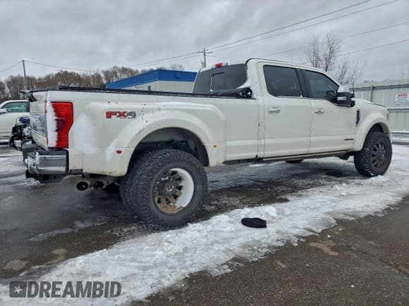 ✅ 2019 Ford F-450 XL • VIN: 1FT8W4DT9KEF65480 • Лот: 94758395. Опубликован ранее на Copart с пробегом 91 189 миль. Бесплатный доступ к архиву аукционных продаж из США и подробный отчёт об истории автомобиля на DreamBid. Изображение 3.