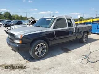 2005 Chevrolet Silverado 1500 LS с VIN 2GCEC19T251331383, выставлен на аукционе Copart как лот 71864965 с пробегом 178 046 миль миль и На запчасти • Non repairable. История ставок и продаж доступна на DreamBid. Изображение 1.