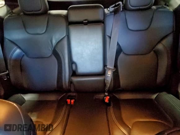 ✅ 2021 Jeep Cherokee Latitude Lux • VIN: 1C4PJMMX8MD102512 • Lot: 94221965. Listed on Copart with 111,706 mi. Free auction sales archive from the USA and detailed vehicle history report at DreamBid. Image 10.