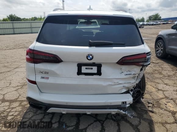 ✅ 2021 BMW X5 xDrive45e • VIN: 5UXTA6C04M9H98563 • Lot: 61650965. Wystawiony na Copart z przebiegiem 21 216 mil. Bezpłatny archiwum sprzedaży aukcyjnych z USA i szczegółowy raport historii pojazdu na DreamBid. Zdjęcie 6.