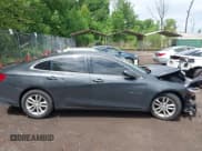 ✅ 2018 Chevrolet Malibu LT • VIN: 1G1ZD5ST9JF108480 • Lot: 42230437. Wystawiony na IAAI z przebiegiem 142 004 mil. Bezpłatny archiwum sprzedaży aukcyjnych z USA i szczegółowy raport historii pojazdu na DreamBid. Zdjęcie 14.