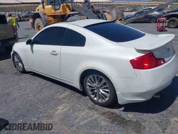 ✅ 2004 Infiniti G35 w/Leather • VIN: JNKCV54E44M306102 • Lot: 42661509. Wystawiony na IAAI z przebiegiem 129 706 mil. Bezpłatny archiwum sprzedaży aukcyjnych z USA i szczegółowy raport historii pojazdu na DreamBid. Zdjęcie 3.