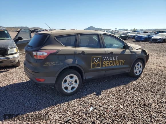 ✅ 2017 Ford Escape S • VIN: 1FMCU0F77HUA50948 • Lot: 80824155. Listed on Copart with 87,972 mi. Free auction sales archive from the USA and detailed vehicle history report at DreamBid. Image 3.