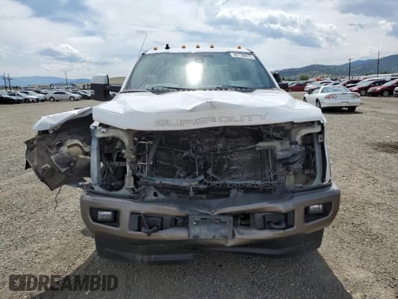 ✅ 2019 Ford F-350 XL • VIN: 1FT8W3BT5KEC42542 • Лот: 62130815. Опубликован ранее на Copart с пробегом 112 224 миль. Бесплатный доступ к архиву аукционных продаж из США и подробный отчёт об истории автомобиля на DreamBid. Изображение 5.