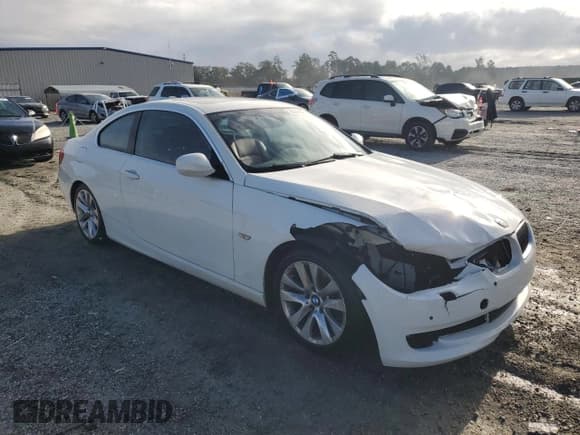 ✅ 2011 BMW 3 Series 328i • VIN: WBAKE3C56BE559008 • Lot: 85280625. Wystawiony na Copart z przebiegiem 111 680 mil. Bezpłatny archiwum sprzedaży aukcyjnych z USA i szczegółowy raport historii pojazdu na DreamBid. Zdjęcie 4.