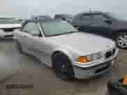 1998 BMW 3 Series 323i z VIN WBABJ7328WEA17071, wystawiony jako Copart lot #75089004 z przebiegiem Nie podano mil oraz Nie do naprawy • Non repairable. Historia ofert i sprzedaży dostępna na DreamBid. Obrazek 4.