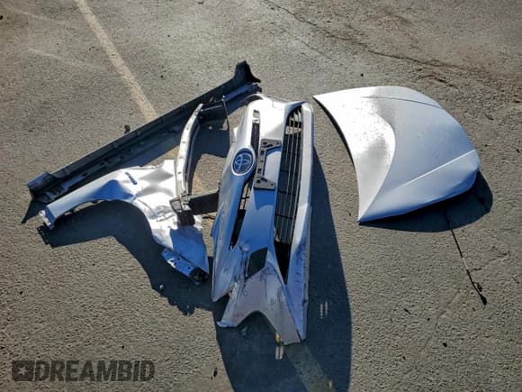 ✅ 2017 Toyota Prius Two • VIN: JTDKBRFU6H3046783 • Lot: 94101775. Listed on Copart with 134,427 mi. Free auction sales archive from the USA and detailed vehicle history report at DreamBid. Image 12.