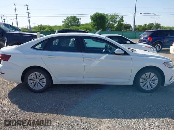 ✅ 2019 Volkswagen Jetta S • VIN: 3VWC57BU9KM105334 • Lot: 42051206. Listed on IAAI with 103,184 mi. Free auction sales archive from the USA and detailed vehicle history report at DreamBid. Image 13.