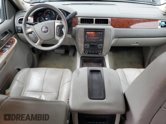 ✅ 2009 GMC Sierra 1500 SLT • VIN: 3GTEC33069G214168 • Лот: 44639375. Опубликован ранее на Copart с пробегом 300 348 миль. Бесплатный доступ к архиву аукционных продаж из США и подробный отчёт об истории автомобиля на DreamBid. Изображение 8.