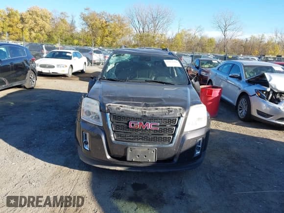 ✅ 2013 GMC Terrain SLT • VIN: 2GKALUEK6D6155635 • Lot: 43652104. Wystawiony na IAAI z przebiegiem 89 636 mil. Bezpłatny archiwum sprzedaży aukcyjnych z USA i szczegółowy raport historii pojazdu na DreamBid. Zdjęcie 13.