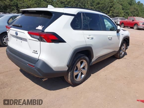✅ 2021 Toyota RAV4 Hybrid LE • VIN: 4T3B6RFV2MU029547 • Lot: 43186509. Listed on IAAI with 88,844 mi. Free auction sales archive from the USA and detailed vehicle history report at DreamBid. Image 4.