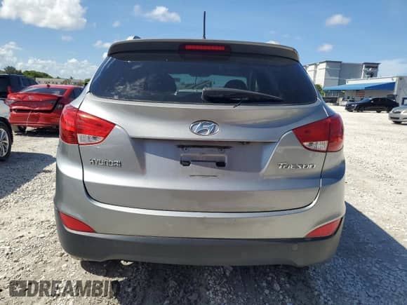 2013 Hyundai Tucson GLS z VIN KM8JU3ACXDU769974, wystawiony jako Copart lot #68220165 z przebiegiem 78 987 mil mil oraz Czysty tytuł • Clean title. Historia ofert i sprzedaży dostępna na DreamBid. Obrazek 6.