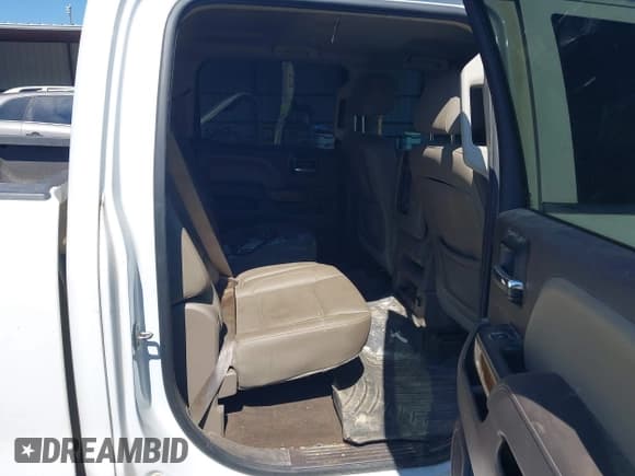 ✅ 2015 GMC Sierra 1500 SLT • VIN: 3GTU2VEC8FG364246 • Lot: 43360931. Wystawiony na IAAI z przebiegiem 224 302 mil. Bezpłatny archiwum sprzedaży aukcyjnych z USA i szczegółowy raport historii pojazdu na DreamBid. Zdjęcie 8.