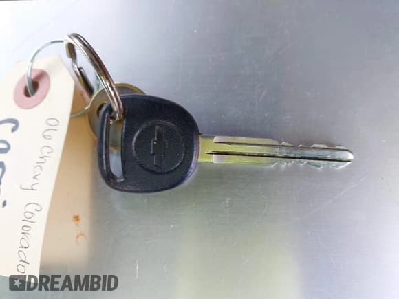 ✅ 2006 Chevrolet Colorado LS • VIN: 1GCCS198568304490 • Лот: 41672539. Опубликован ранее на IAAI с пробегом 178 150 миль. Бесплатный доступ к архиву аукционных продаж из США и подробный отчёт об истории автомобиля на DreamBid. Изображение 11.