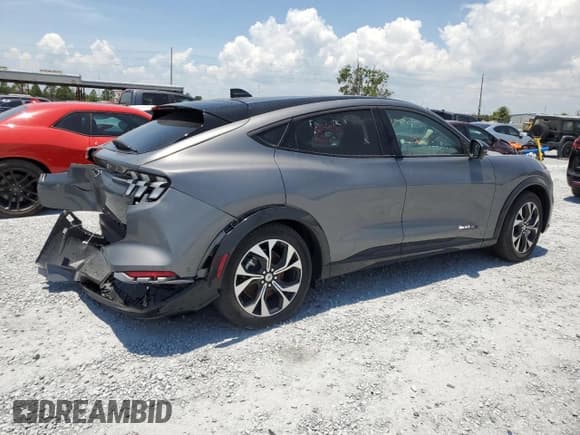 ✅ 2023 Ford Mustang Mach-E Premium • VIN: 3FMTK3SUXPMB08654 • Lot: 57833495. Listed on Copart with 2,822 mi. Free auction sales archive from the USA and detailed vehicle history report at DreamBid. Image 3.