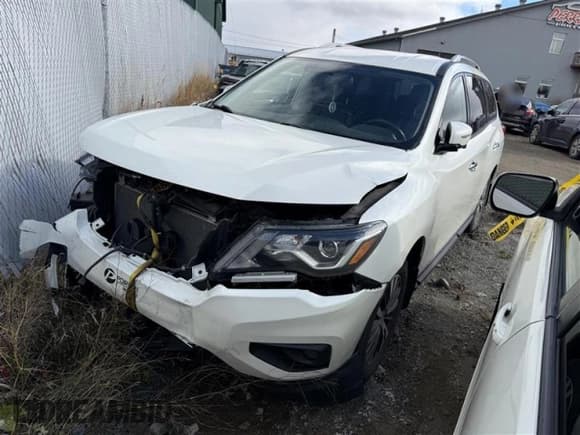 ✅ 2017 Nissan Pathfinder S • VIN: 5N1DR2MM0HC686322 • Лот: 87373385. Опубликован ранее на Copart с пробегом 120 454 миль. Бесплатный доступ к архиву аукционных продаж из США и подробный отчёт об истории автомобиля на DreamBid. Изображение 1.