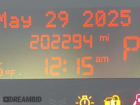 ✅ 2014 Ram ProMaster Cargo • VIN: 3C6TRVAG0EE108619 • Lot: 42334208. Wystawiony na IAAI z przebiegiem 202 294 mil. Bezpłatny archiwum sprzedaży aukcyjnych z USA i szczegółowy raport historii pojazdu na DreamBid. Zdjęcie 15.