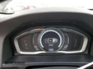 ✅ 2016 Volvo V60 T5 Drive-E Premier • VIN: YV140MEK0G1291486 • Lot: 93093945. Listed on Copart with 129,908 mi. Free auction sales archive from the USA and detailed vehicle history report at DreamBid. Image 9.