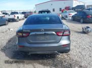 ✅ 2019 Nissan Maxima SL • VIN: 1N4AA6AV1KC381444 • Lot: 43647547. Wystawiony na IAAI z przebiegiem 110 239 mil. Bezpłatny archiwum sprzedaży aukcyjnych z USA i szczegółowy raport historii pojazdu na DreamBid. Zdjęcie 17.