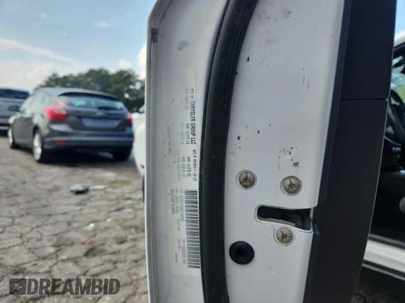 ✅ 2014 Dodge Challenger SXT • VIN: 2C3CDYAG0EH149589 • Lot: 80923345. Wystawiony na Copart z przebiegiem 97 282 mil. Bezpłatny archiwum sprzedaży aukcyjnych z USA i szczegółowy raport historii pojazdu na DreamBid. Zdjęcie 12.