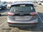 ✅ 2023 Chevrolet Bolt EV 1LT • VIN: 1G1FW6S03P4194107 • Lot: 86165354. Wystawiony na Copart z przebiegiem 28 147 mil. Bezpłatny archiwum sprzedaży aukcyjnych z USA i szczegółowy raport historii pojazdu na DreamBid. Zdjęcie 6.