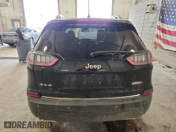 ✅ 2021 Jeep Cherokee Latitude Lux • VIN: 1C4PJMMX8MD110626 • Lot: 92997695. Listed on Copart with 120,011 mi. Free auction sales archive from the USA and detailed vehicle history report at DreamBid. Image 6.