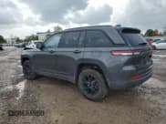 ✅ 2024 Jeep Grand Cherokee Altitude X • VIN: 1C4RJHAG4RC205752 • Lot: 81746385. Wystawiony na Copart z przebiegiem 8 896 mil. Bezpłatny archiwum sprzedaży aukcyjnych z USA i szczegółowy raport historii pojazdu na DreamBid. Zdjęcie 2.