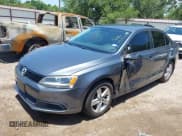 ✅ 2012 Volkswagen Jetta TDI • VIN: 3VW3L7AJXCM466022 • Lot: 42471102. Wystawiony na IAAI z przebiegiem 147 428 mil. Bezpłatny archiwum sprzedaży aukcyjnych z USA i szczegółowy raport historii pojazdu na DreamBid. Zdjęcie 2.