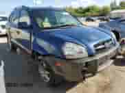 2005 Hyundai Tucson GLS z VIN KM8JN12D15U088774, wystawiony jako Copart lot #73596624 z przebiegiem 184 330 mil mil oraz Szkoda całkowita • Salvage title. Historia ofert i sprzedaży dostępna na DreamBid. Obrazek 4.