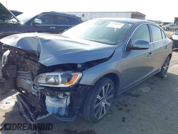 ✅ 2016 Volvo S60 T5 Platinum • VIN: LYV612TM2GB101135 • Lot: 41965932. Listed on IAAI with 93,873 mi. Free auction sales archive from the USA and detailed vehicle history report at DreamBid. Image 17.