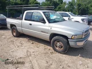 ✅ 2001 Dodge 1500 • VIN: 1B7HC13Y41J574422 • Лот: 42604094. Опубликован ранее на IAAI с пробегом 276 143 миль. Бесплатный доступ к архиву аукционных продаж из США и подробный отчёт об истории автомобиля на DreamBid. Изображение 1.