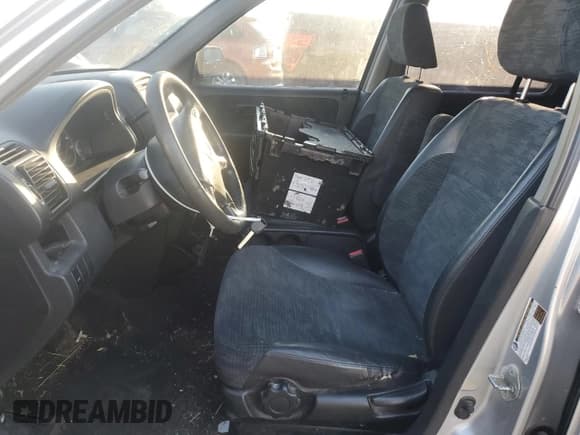 ✅ 2004 Honda CR-V LX • VIN: SHSRD78484U239033 • Lot: 81153955. Wystawiony na Copart z przebiegiem 211 023 mil. Bezpłatny archiwum sprzedaży aukcyjnych z USA i szczegółowy raport historii pojazdu na DreamBid. Zdjęcie 7.