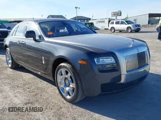 ✅ 2011 Rolls-Royce Ghost • VIN: SCA664S5XBUX49688 • Lot: 40971162. Wystawiony na IAAI z przebiegiem 17 595 mil. Bezpłatny archiwum sprzedaży aukcyjnych z USA i szczegółowy raport historii pojazdu na DreamBid. Zdjęcie 1.