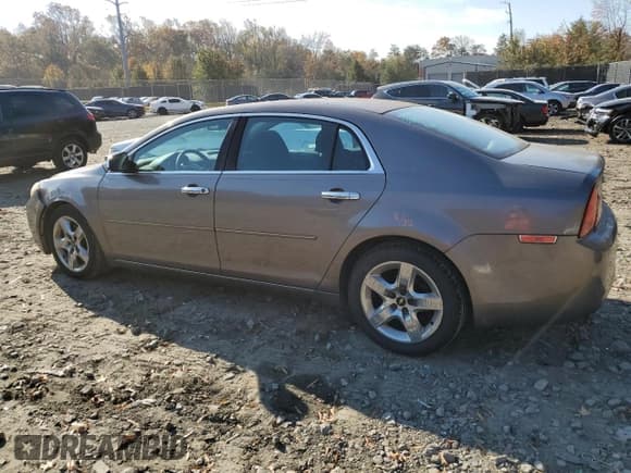 ✅ 2010 Chevrolet Malibu 1LT • VIN: 1G1ZC5E02AF243983 • Lot: 37243384. Listed on Copart with 157,502 mi. Free auction sales archive from the USA and detailed vehicle history report at DreamBid. Image 2.