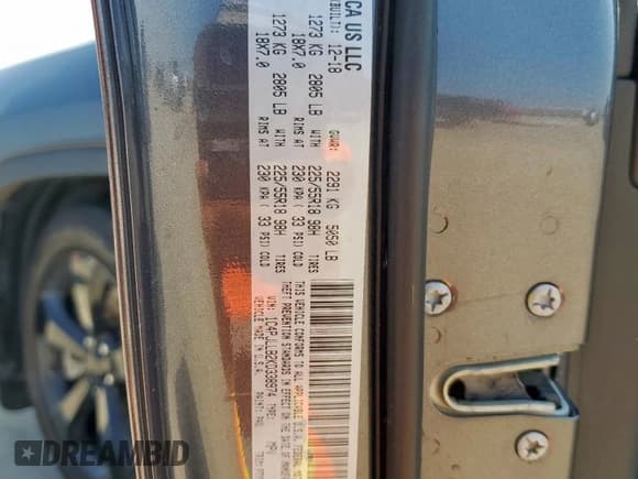 ✅ 2019 Jeep Cherokee Altitude • VIN: 1C4PJLLB2KD338974 • Lot: 67590585. Listed on Copart with 79,277 mi. Free auction sales archive from the USA and detailed vehicle history report at DreamBid. Image 13.